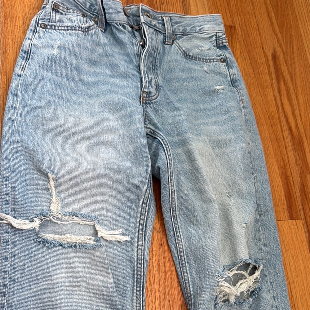 Aeropostale Light Blue Distressed Women Jeans